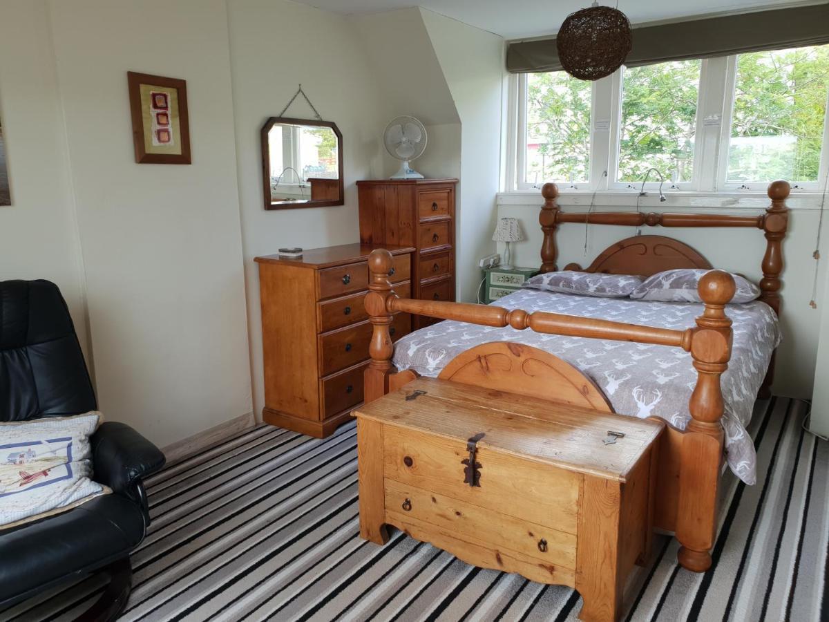 Quirky Lochside Home 인버러레이 외부 사진